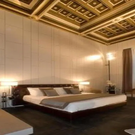 Piazza Del Gesu\' Luxury Suites